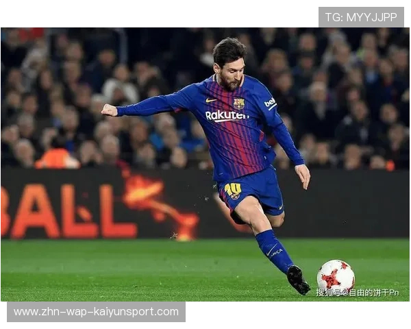 梅西回到巴塞罗那训练!诺坎普重现万人海 梅西回到巴塞罗那训练!诺坎普重现万人海