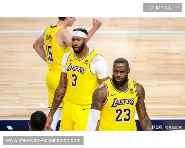 詹姆斯关键回合果断出手,湖人守住关键胜果 詹姆斯关键回合果断出手,湖人守住关键胜果