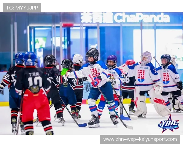 冰球门将全程零封,对手无奈叹息